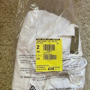 Tags on j crew white boat neck tank